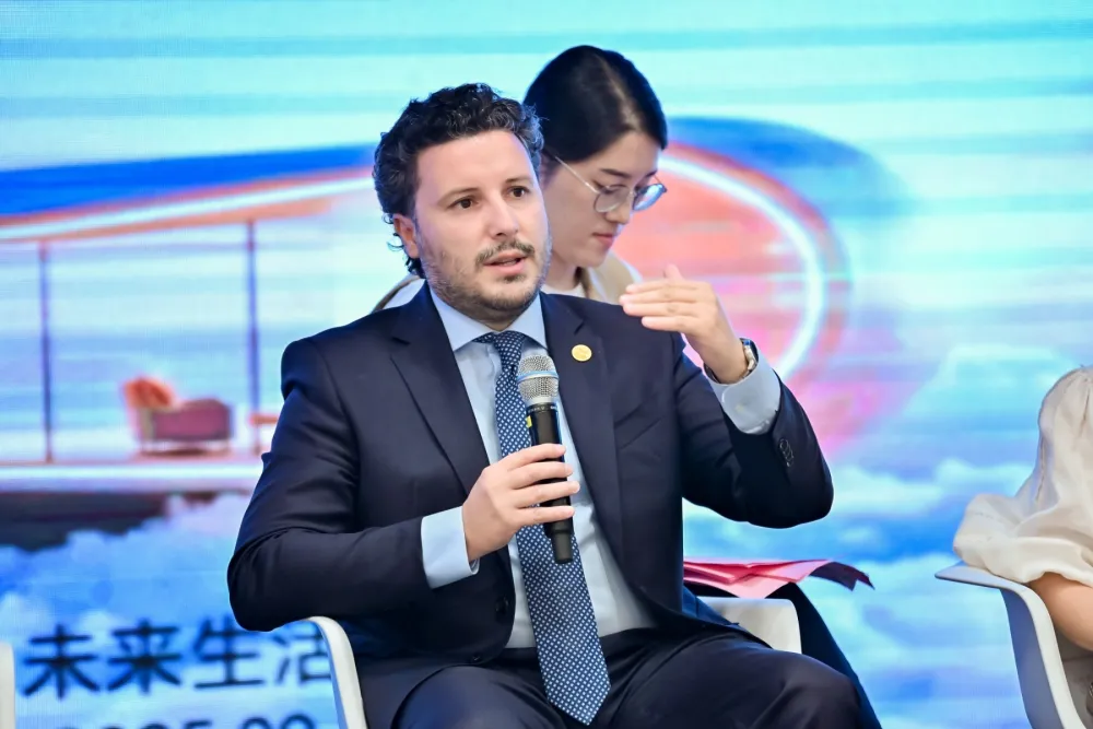 Abazović otvorio samit u Gvanžu: Crna Gora je neotkriveni dijamant, dođite i otkrijte čari najljep&scaron;e zemlje na svijetu