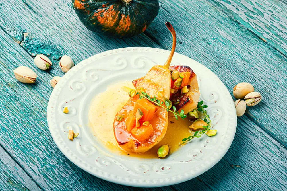 &nbsp;Pripremite pečene kru&scaron;ke sa medom&nbsp;i cimetom