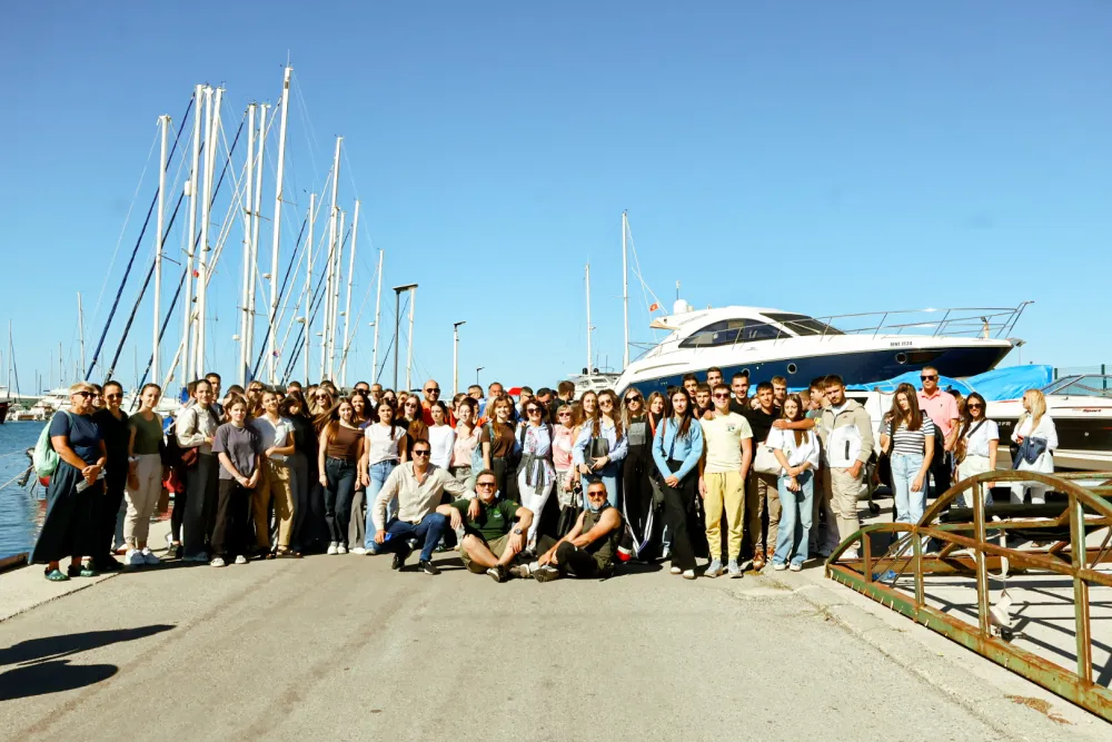 (FOTO) Uspje&scaron;no realizovane akcije či&scaron;ćenja plaža u Baru