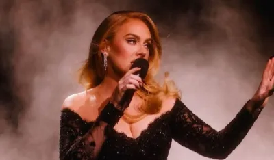 Adel priprema&nbsp;niz iznenađenja za fanove