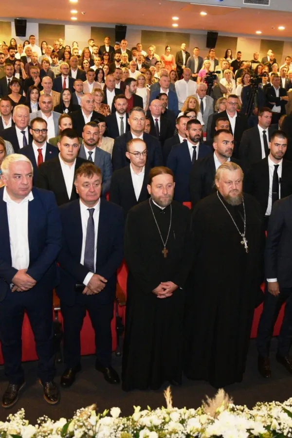 Svečanom sjednicom lokalnog pralamenta Nik&scaron;ić obilježio dan op&scaron;tine: Manje nezaposlenih, vi&scaron;e infrastrukturnih projekata