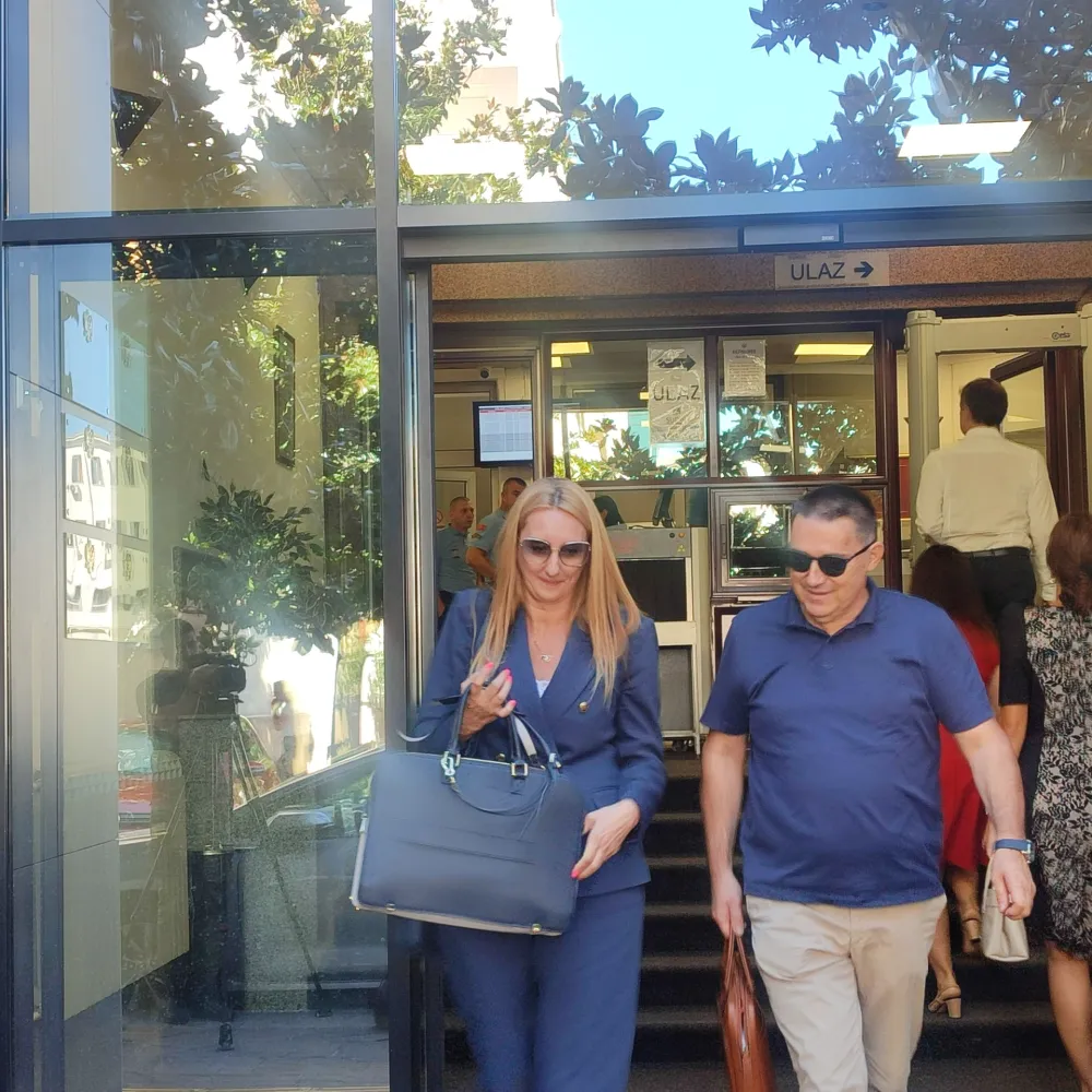 Suđenje Jeleni Perović - svjedoci: Varijabile i prekovremeni sati isplaćivani u skladu sa povećanim obimom posla