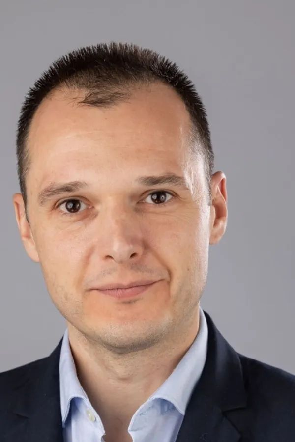 Krnić: Siva ekonomija se ne suzbija udarom na male, već kontrolom krupnih igrača