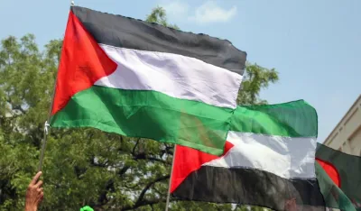 Palestinska zastava podignuta u ambasadi u Londonu