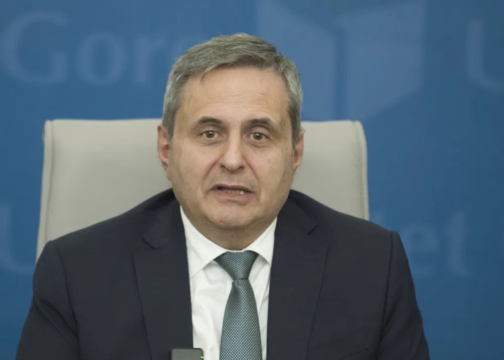 lavni grad predao predao zahtjev za građevinsku dozvolu za kolektor u Botunu:&nbsp;Na potezu ministar Radunović