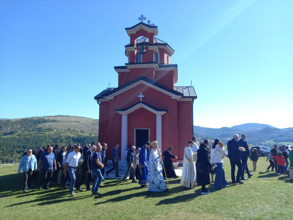 Proslavljena slava hrama u Brvenici: Sjećanje na heroja sa Ko&scaron;ara Vula Te&scaron;ovića