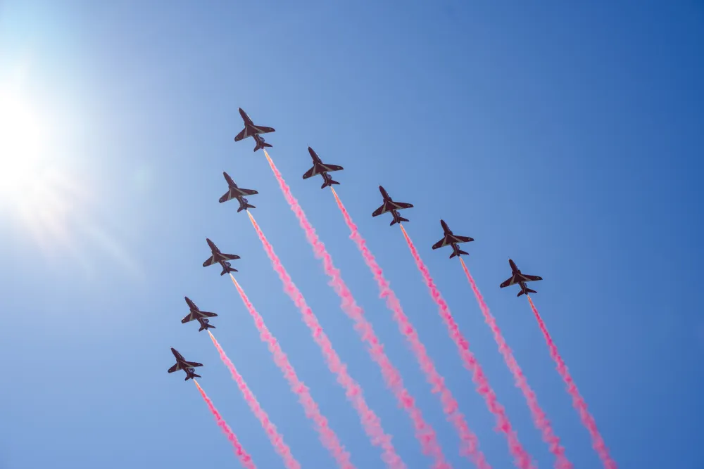 (FOTO/VIDEO) Red Arrows po prvi put u Crnoj Gori