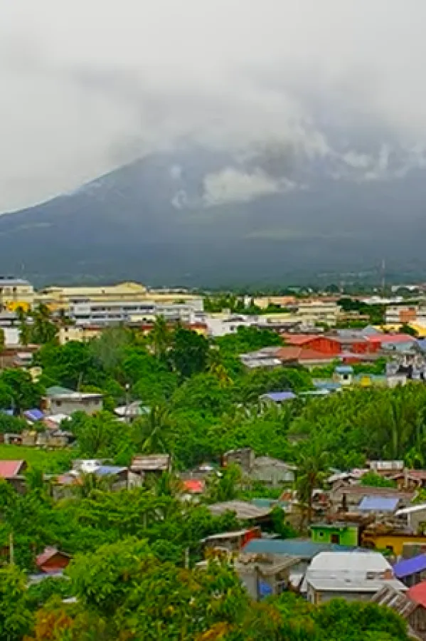 Oluja Bualoi pogodila Filipine: Desetine hiljada ljudi evakuisane, najmanje četvoro mrtvih