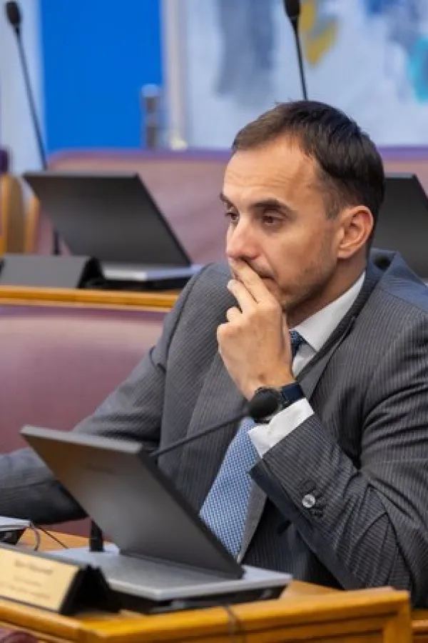 Konatar: Rast cijena&nbsp;postao nepodno&scaron;ljiv za građane, neophodna hitna reakcija Vlade i Skup&scaron;tine