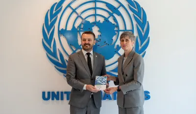 MJU u sardnji sa UNDP-om predtsvio Džepni vodič za službenike