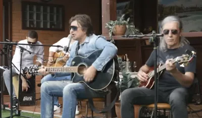 Alen Islamović objavio album "The Best Of Acoustic"