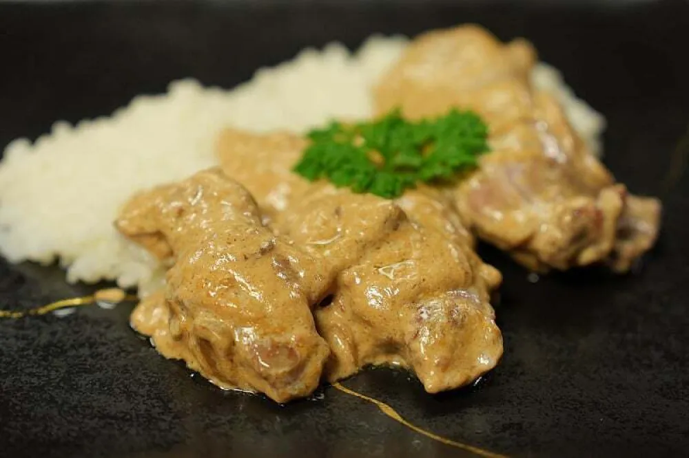 Ćuretina u kremastom sosu od pečuraka