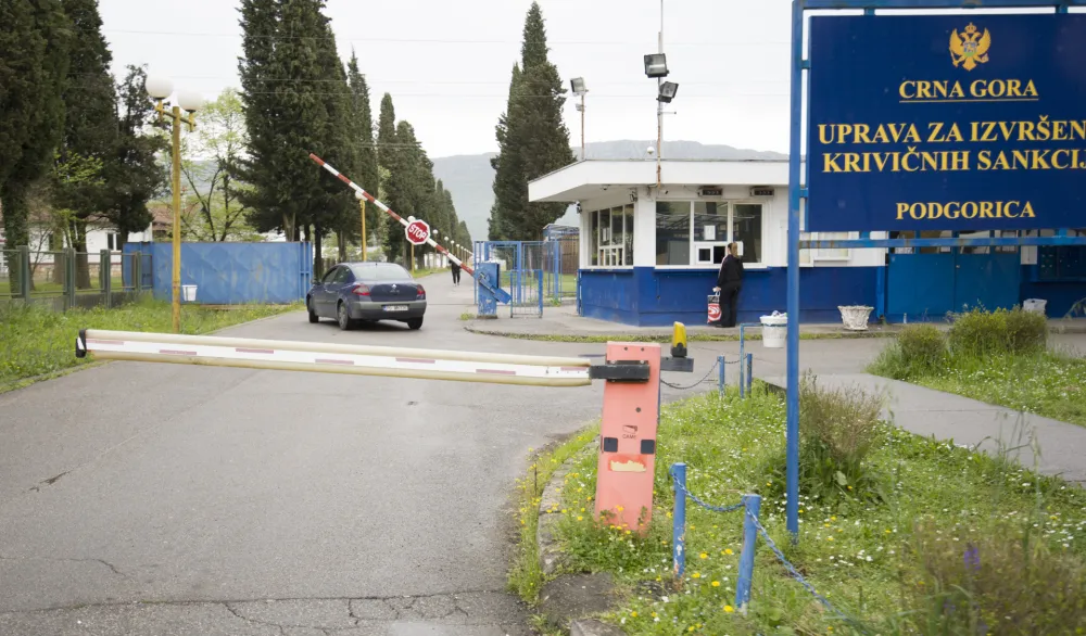Državljanin BiH osuđen na 60 dana zatvora zbog vrijeđanja policajaca u Budvi
