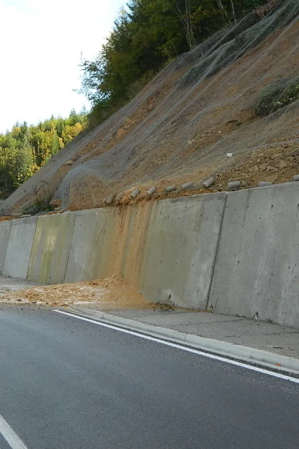 ANMSCG: Pažljivo zbog odrona