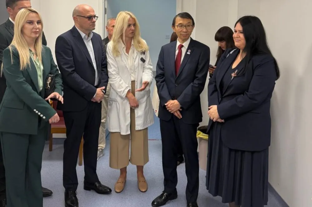 Savremeni CT skener pu&scaron;ten u rad u cetinjskoj bolnici