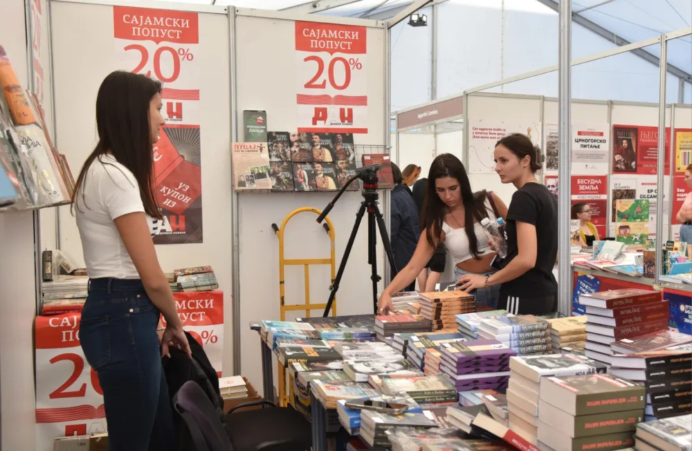 Već prvog dana interesovanje za &scaron;tand "Dana"