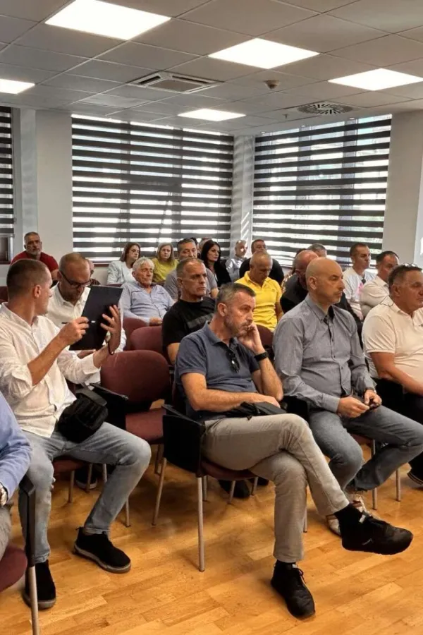 Ne otkrivaju imena v.d. predsjednika MZ