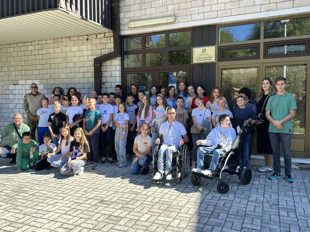 Op&scaron;tina Pljevlja organizovala druženje sa učenicima i profesorima: Očuvanje životne sredine je u prvom planu