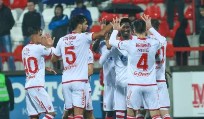 Crveno-beli bez gre&scaron;ke