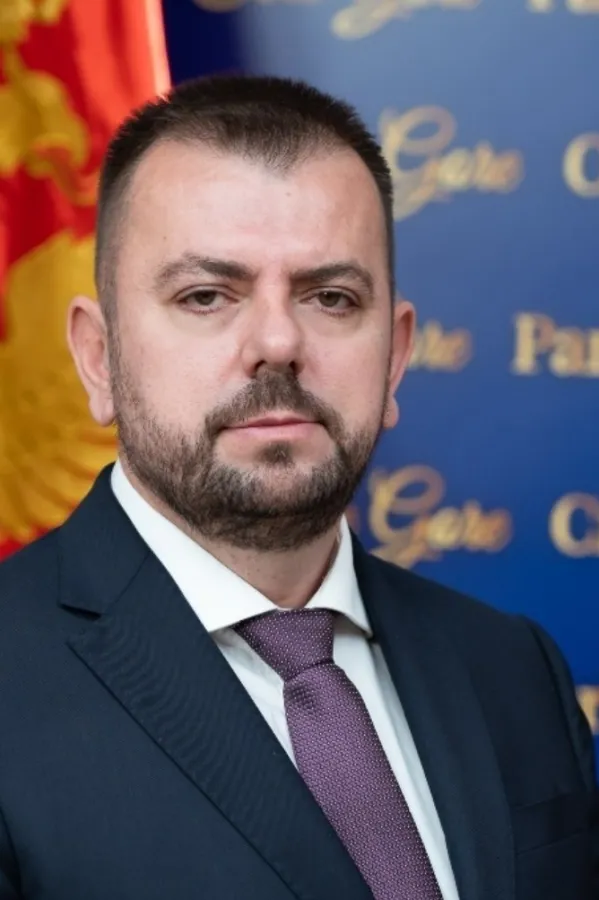 Jasmin Ćorović