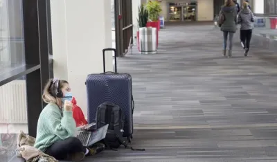 Obustavljeni letovi na aerodromu u Oslu, primijećeno vi&scaron;e dronova