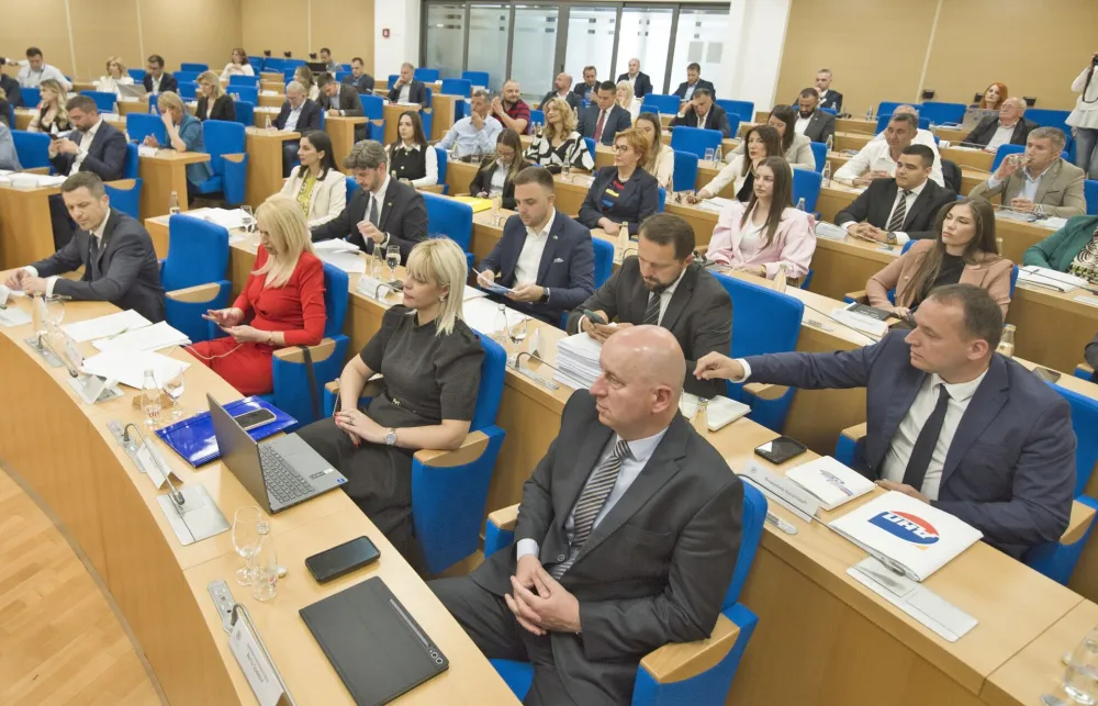 DNP najbliži odluci da ne dođu na sjednicu Glavnog grada