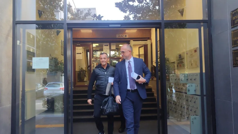 Predrag Bo&scaron;ković pu&scaron;ten da se brani sa slobode