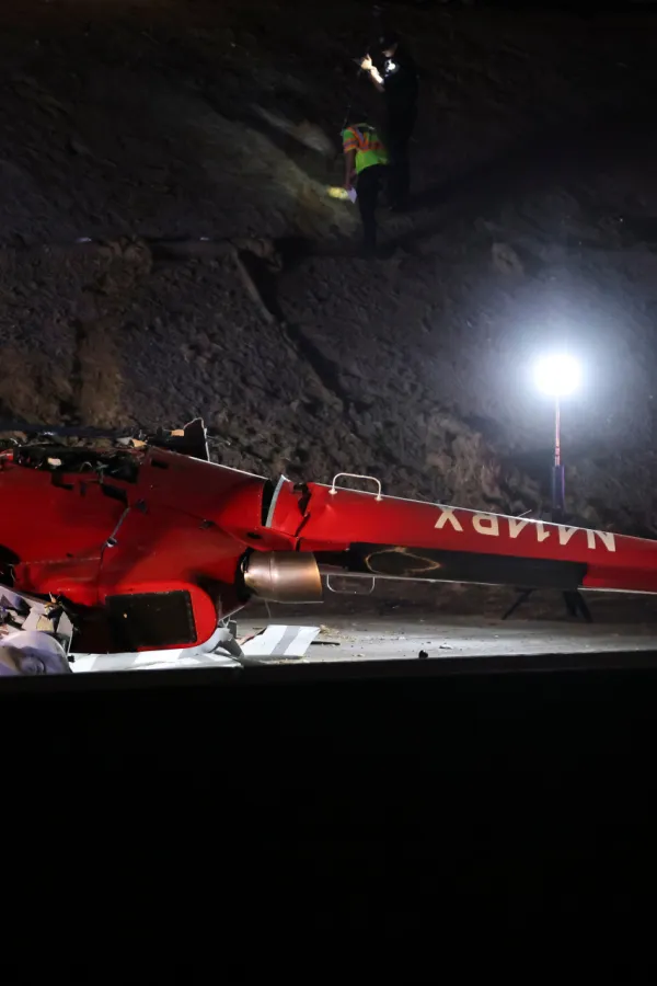 (FOTO/VIDEO) Helikopter se sru&scaron;io u Kaliforniji, povrijeđene tri osobe