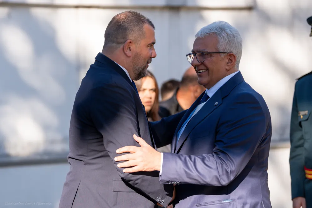 Mandić: Vojske Crne Gore služi miru, stabilnosti i bezbjednosti na&scaron;e države