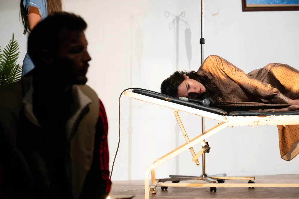 Scena iz predstave "Čarobni brijeg"