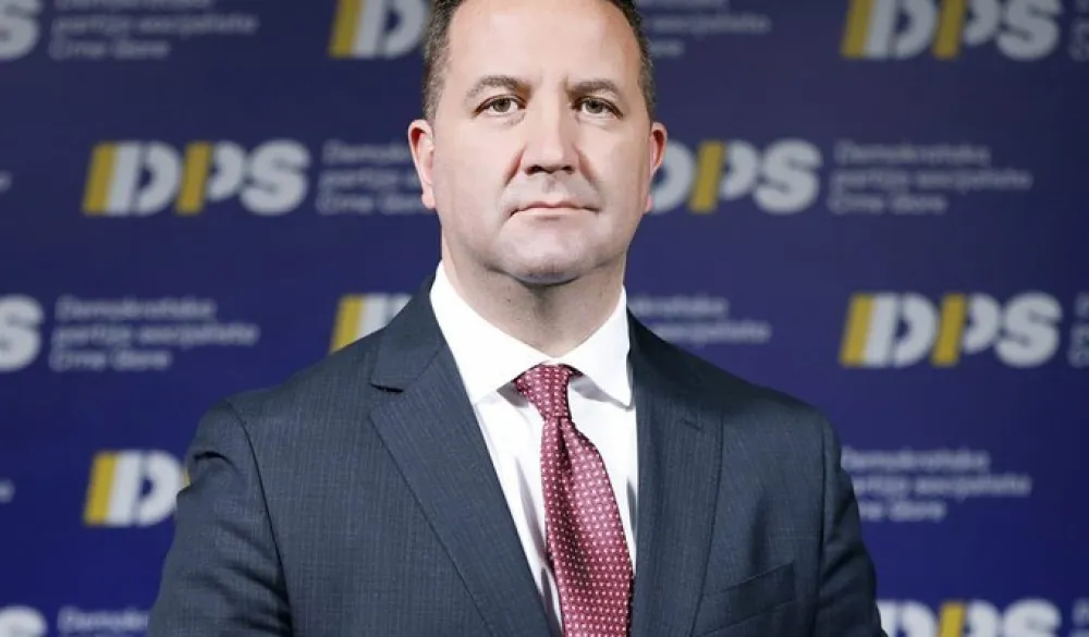 SDT: Eraković javljao o zdravstvenom stanju mitropolita Amfilohija; Bo&scaron;ković: Za mu&scaron;tuluk bih pozlatio...