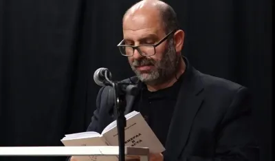 Književna nagrada "Kosto Ninković" pjesniku Andriji Raduloviću