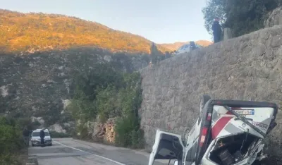 U Bogetićima se prevrnuo kombi sa radnicima, stradala jedna osoba