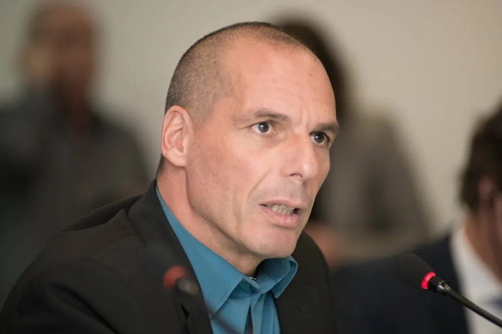 Varufakis o Bleru: Trebalo bi da ide na sud, a ne da sastavlja planove za Gazu