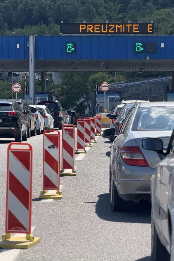 Kroz Sozinu pro&scaron;lo 3,43 miliona vozila