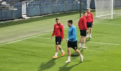 Bulatović na večera&scaron;njem treningu 