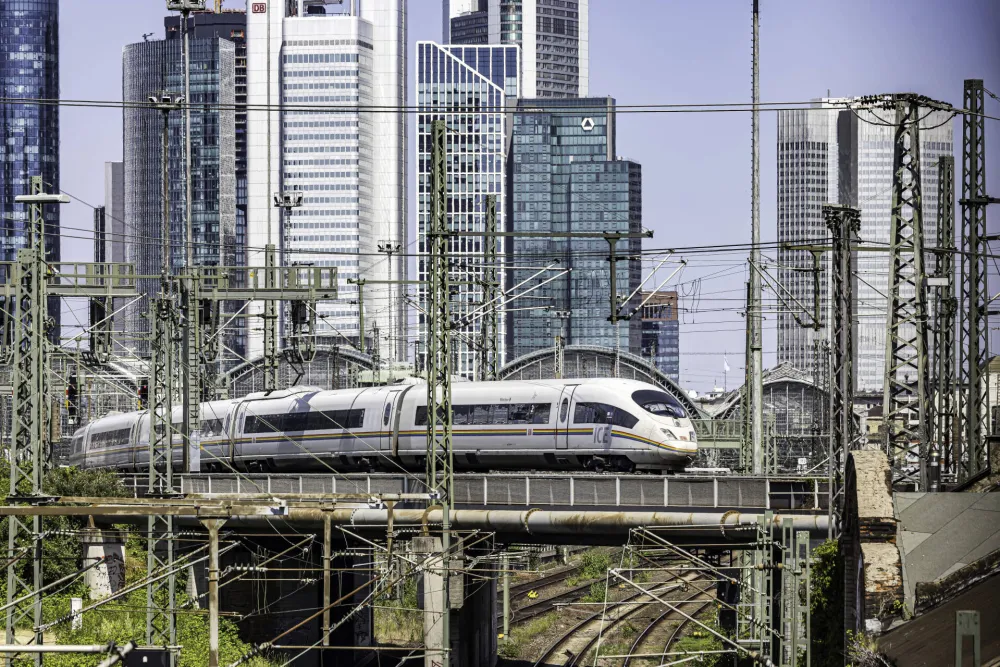 Najveći infrastrukturni projekat u istoriji EU: Brza željeznica povezivaće sve prijestonice