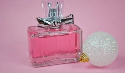 Savjeti kako da vam parfem traje cijeli dan