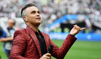 Robi Vilijams odložio izlazak novog albuma zbog Tejlor Svift