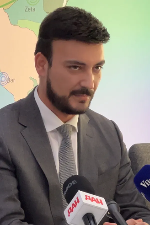 ASK utvrdila da je Jovanović prekr&scaron;io zakon: U &scaron;est komisija zaradio 8.000 eura