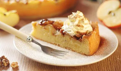 Kolač s jabukama i orasima savr&scaron;en jesenji desert za svaku priliku