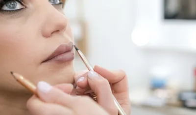 &Scaron;minkeri obožavaju ovaj trik za punije usne: Možete i sami da ga probate