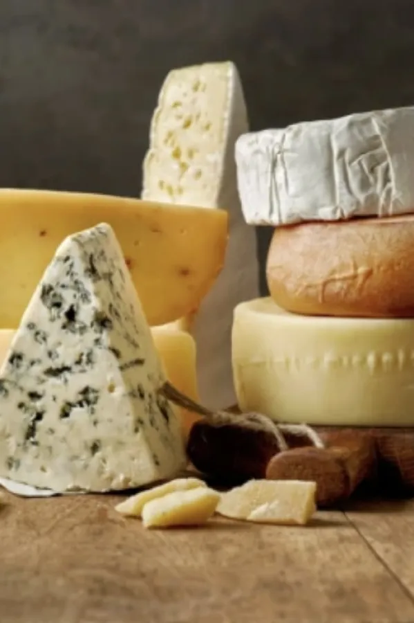 Nutricionisti upozoravaju: Ovo je najnezdravija vrsta sira