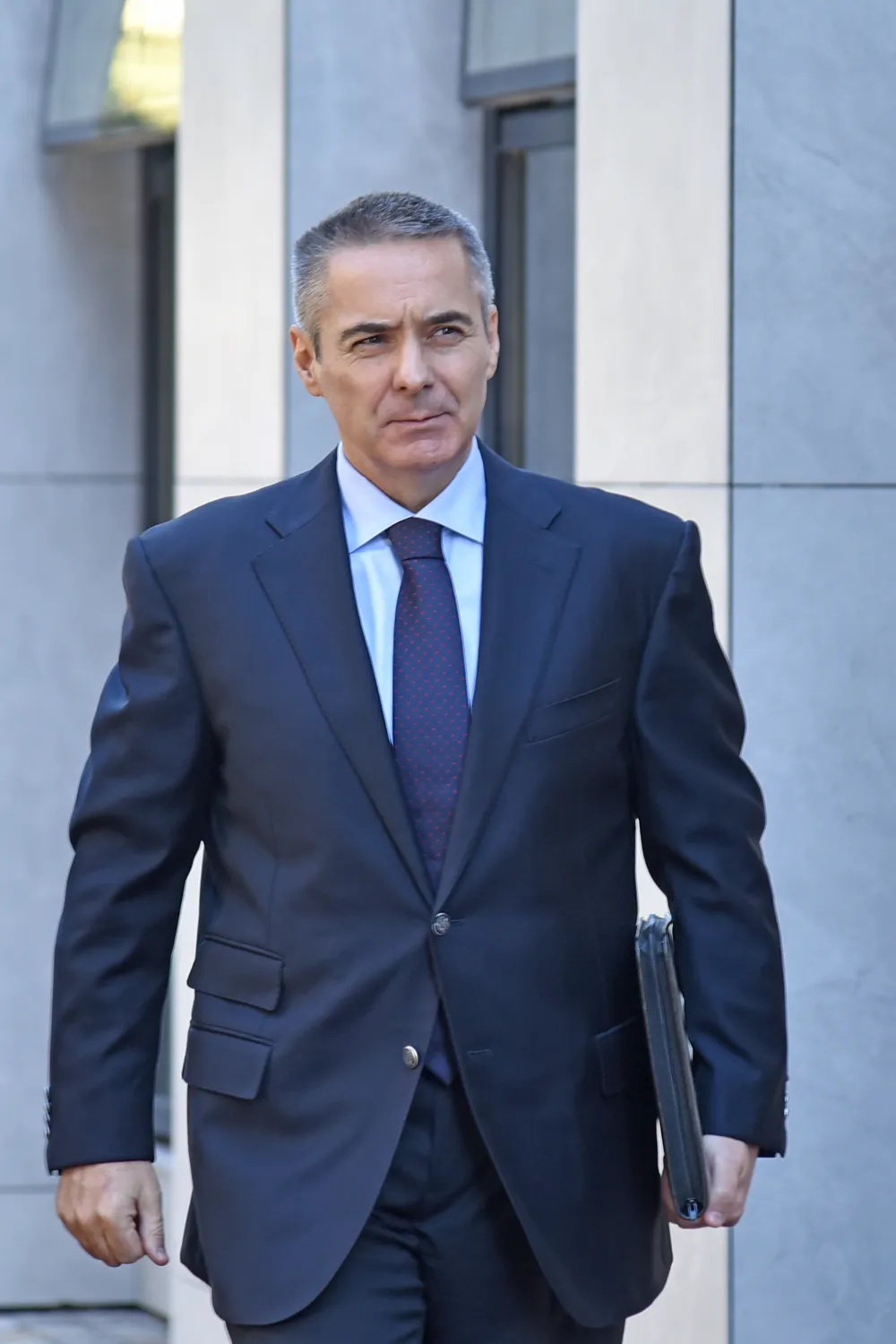 ASK utvrdila da je biv&scaron;i direktor UP prekr&scaron;io zakon: Veljović kasnio sa prijavom 107.000 eura