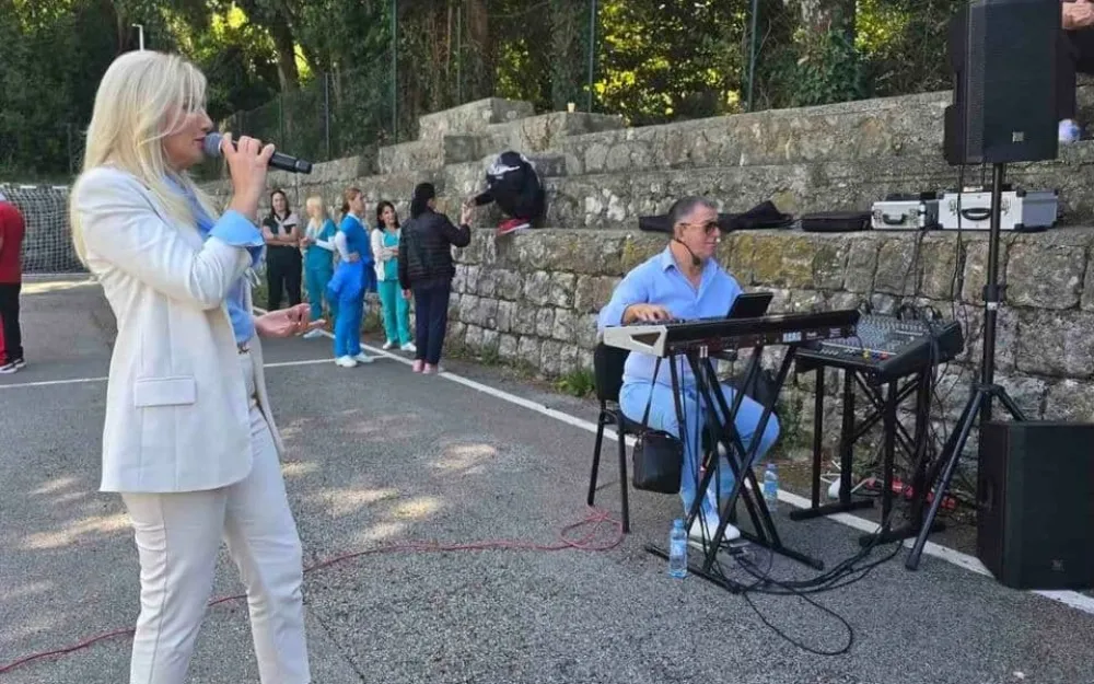 Održan koncert muzičkog sastava &bdquo;Nostalgija&ldquo; u krugu &bdquo;Dobrote&ldquo;