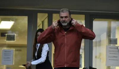 Advokati o incidentu sa Spajićevom pratnjom: Ivanoviću prepriječili put dok se kretao ka stanu