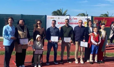 Zahvalnice za podr&scaron;ku i pomoć