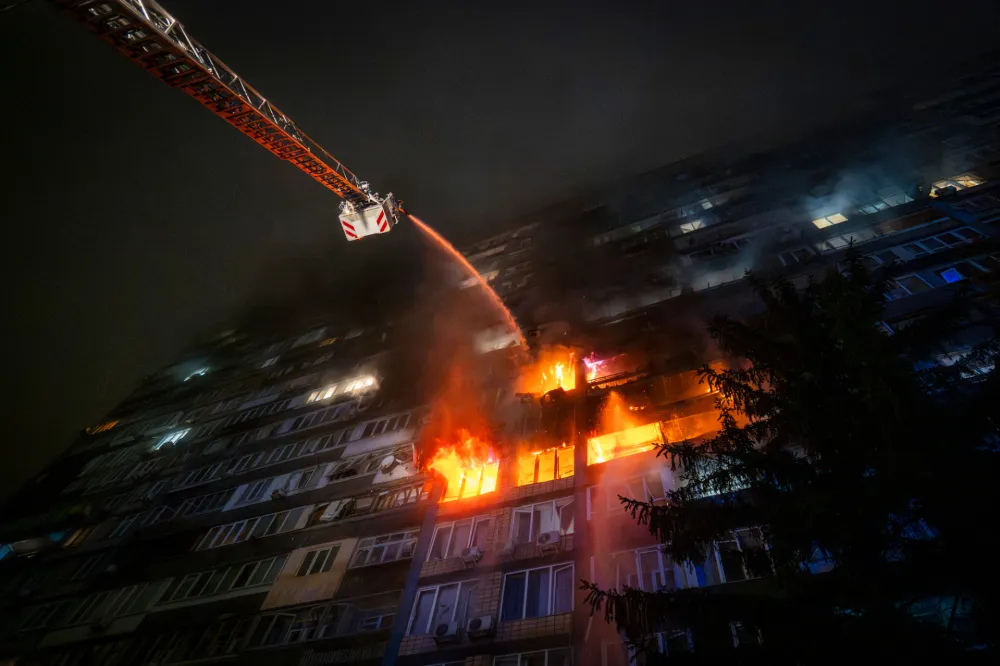 Požar izbio u obrazovnoj ustanovi u Zaporožju nakon ruskog napada dronom