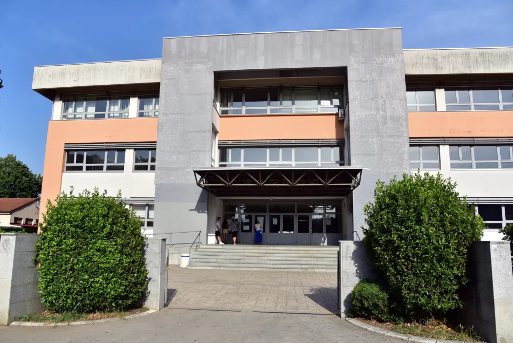 SS&Scaron; "Mirko Ve&scaron;ović" osniva dramsko-novinarsku sekciju