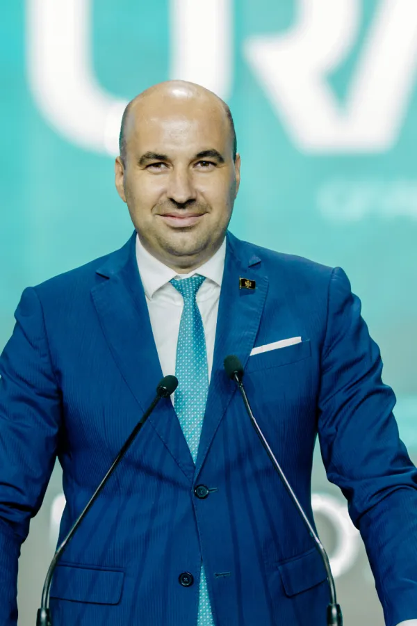 Rađenović: Potrebna nacionalna pomorska kompanija i redovna linija Bar-Bari-Ankona 365 dana u godini